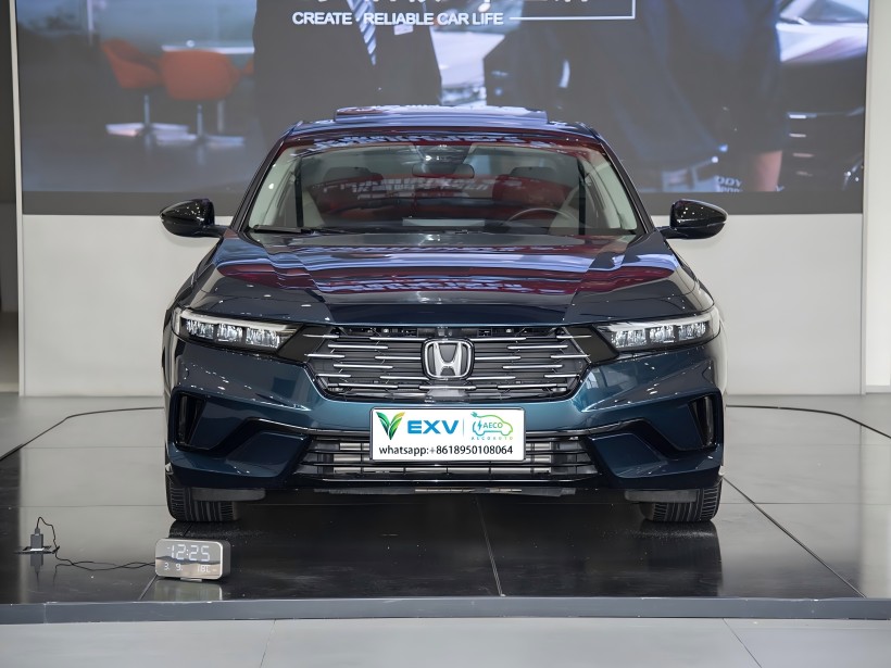 20. marca z zunanjimi popravki, ki jih je na Kitajskem dobavila Honda Accord & Integra, z zunanjimi