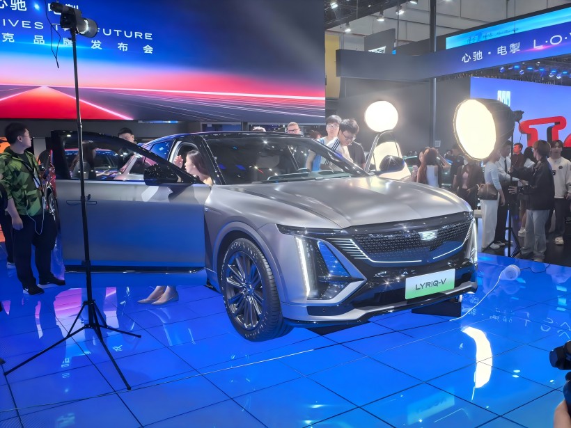 Različica IQ 锐歌 锐歌 锐歌 锐歌 锐歌! Cadillac Lyriq - V bo predstavljen v letošnjem letu.